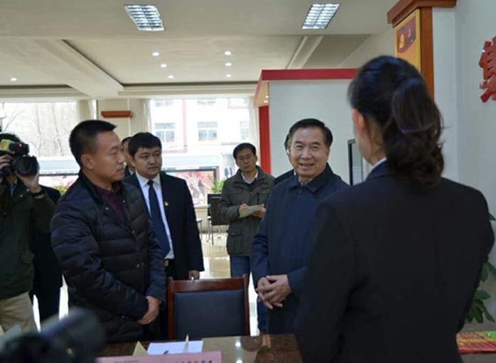 遼寧省委書記李希同志來(lái)?yè)犴樂枪h建指導(dǎo)服務(wù)中心進(jìn)行工作調(diào)研